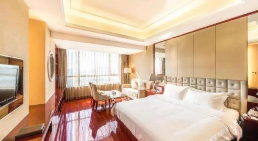 Bed in Howard Johnson by Wyndham Sunshine Plaza Ningbo