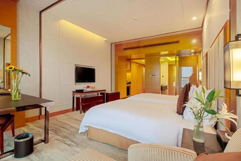 Bed in Gardenview Hotel