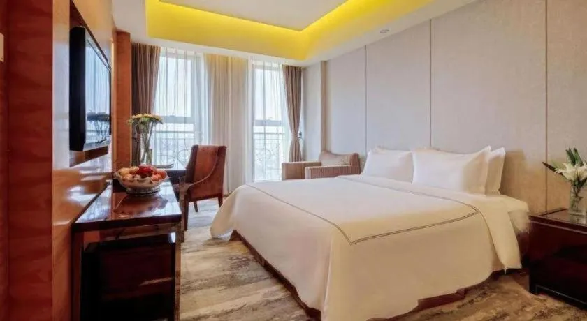 Bed in Gardenview Hotel