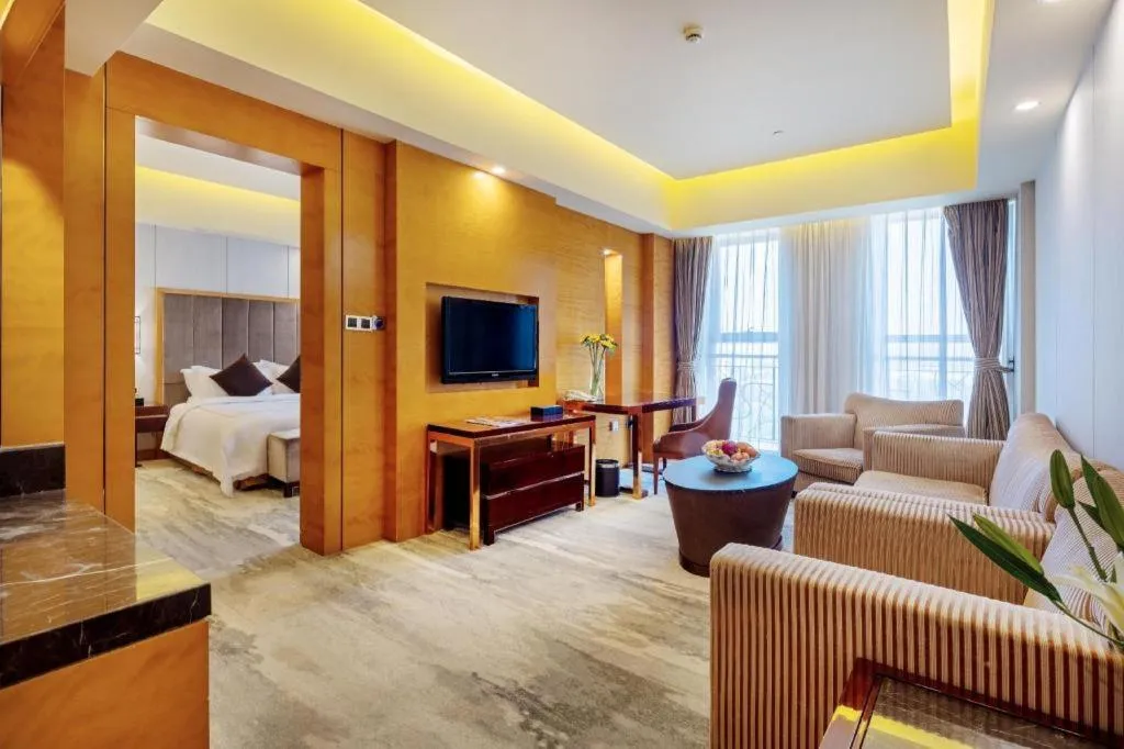 Bed in Gardenview Hotel