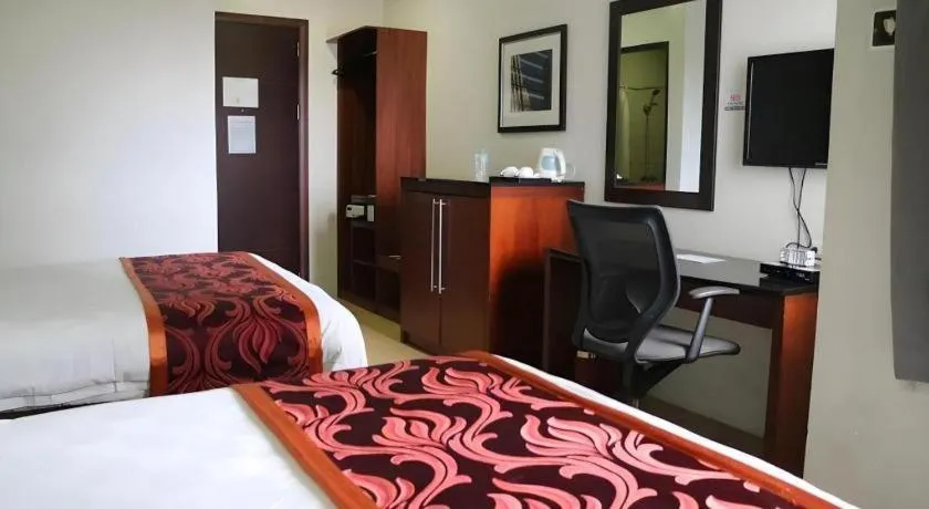 Bed in Avenue Suites