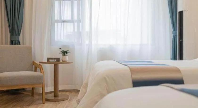 Bed in Zhangjiajie Fulante News Business Hotel