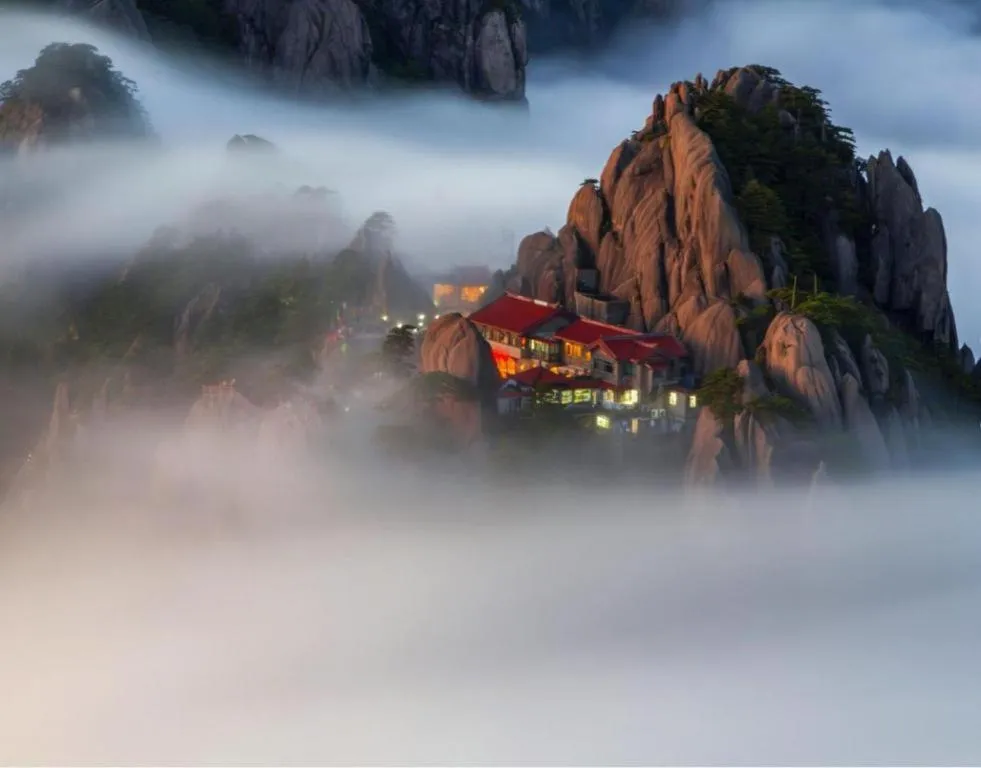 Huangshan Yupinglou Hotel