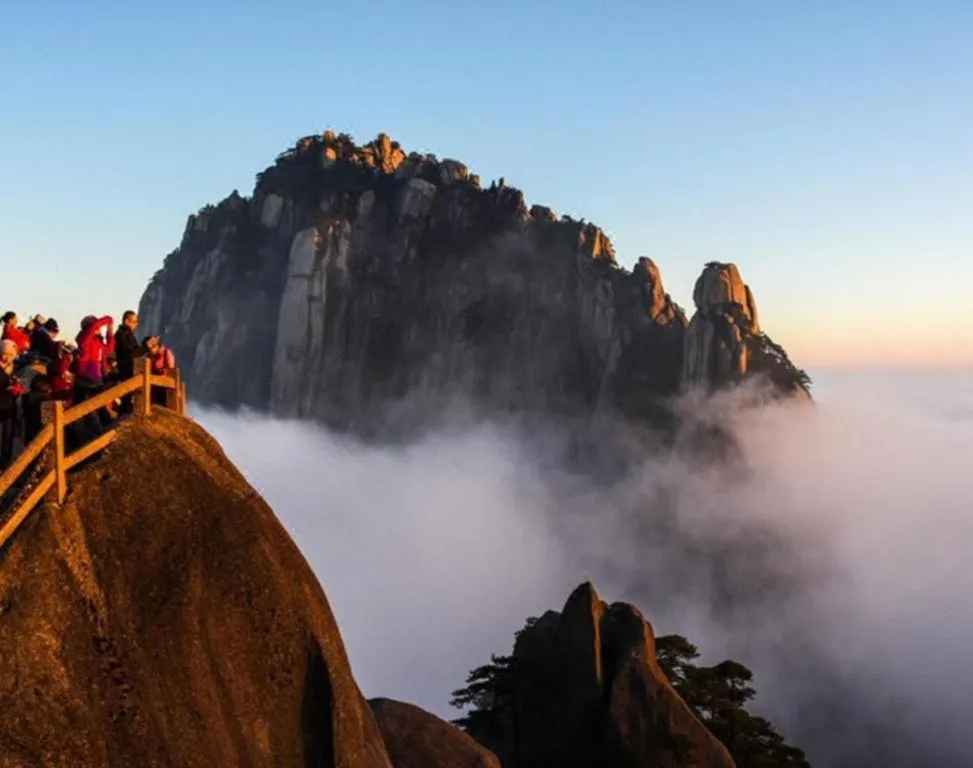 Huangshan Yupinglou Hotel