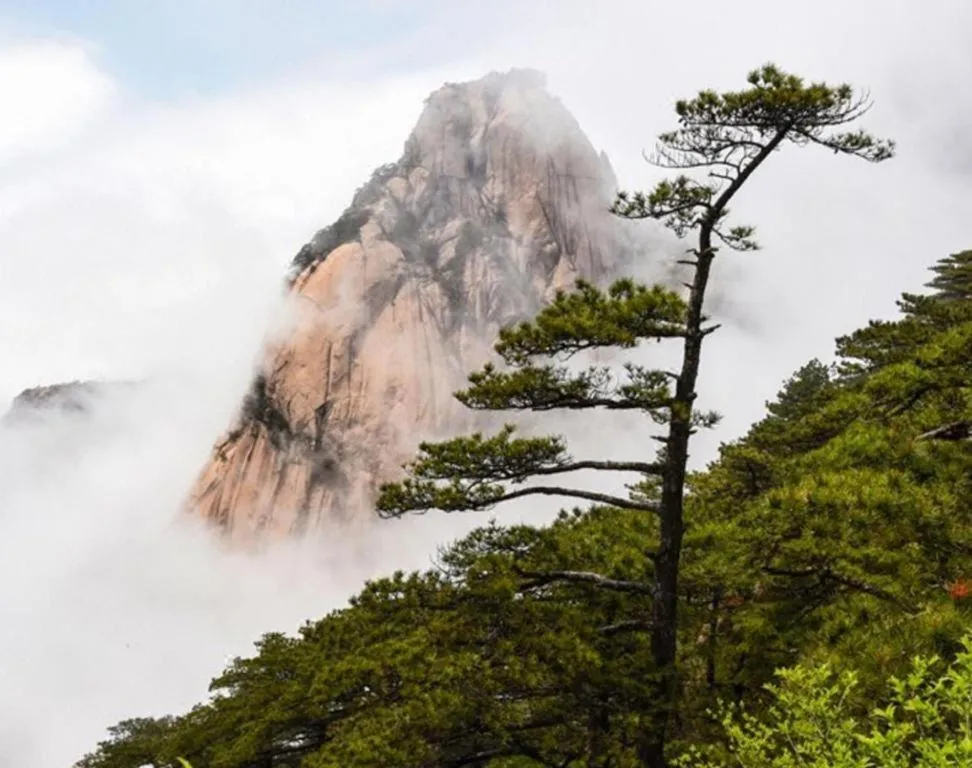 Huangshan Yupinglou Hotel