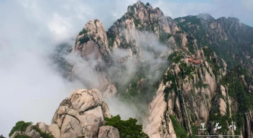Huangshan Yupinglou Hotel