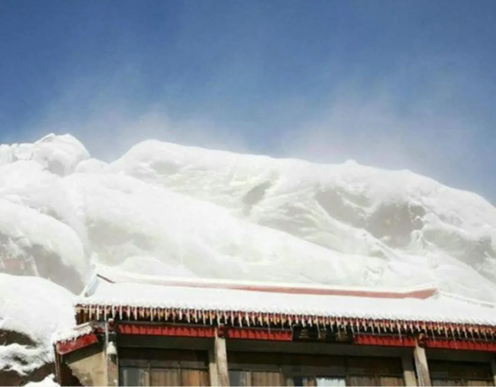 Huangshan Yupinglou Hotel