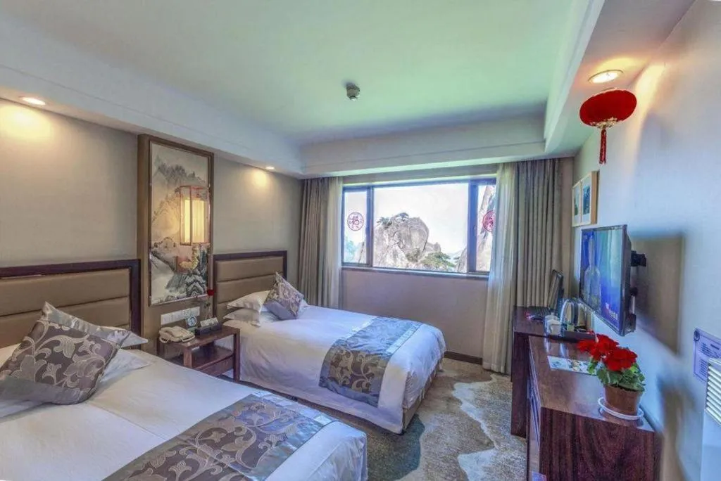 Bed in Huangshan Yupinglou Hotel