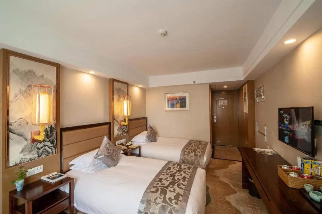 Bed in Huangshan Yupinglou Hotel