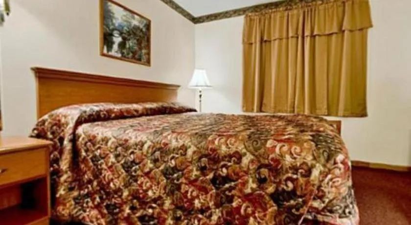 Bed in Americas Best Value Inn & Suites Thief River Falls