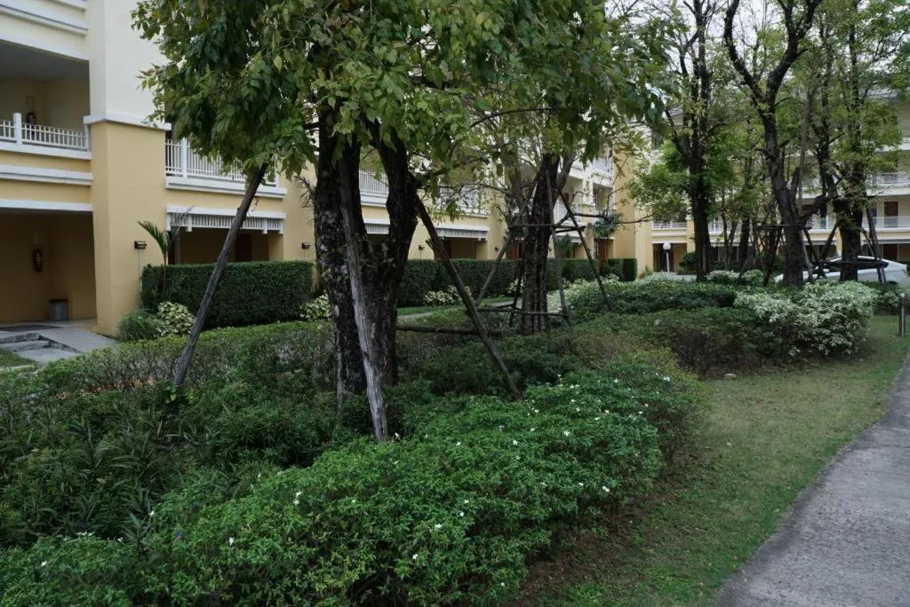 The One Residence Hotel