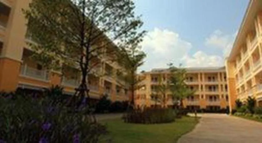 The One Residence Hotel