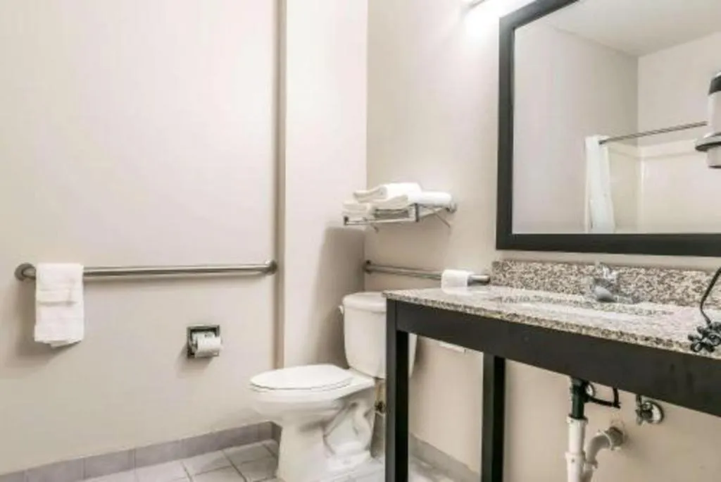 Suburban Studios Mason Hwy 42