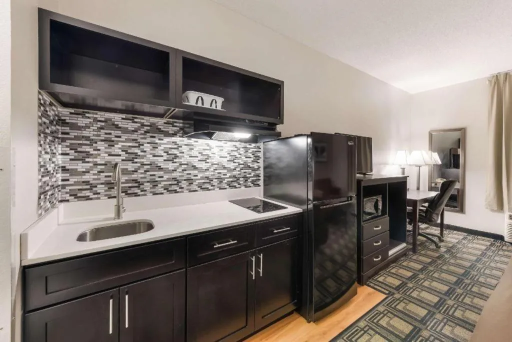 Suburban Studios Mason Hwy 42