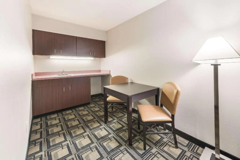 Suburban Studios Mason Hwy 42