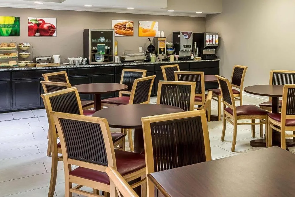 Suburban Studios Mason Hwy 42