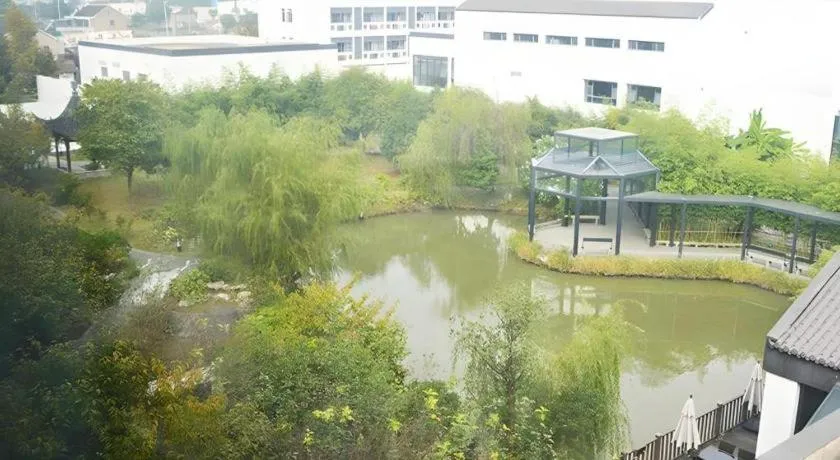 Ramada by Wyndham Suzhou Luzhi