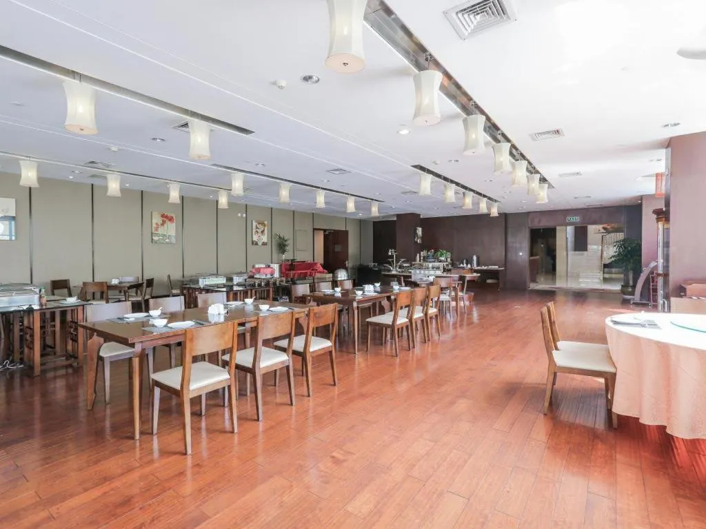 Ramada by Wyndham Suzhou Luzhi