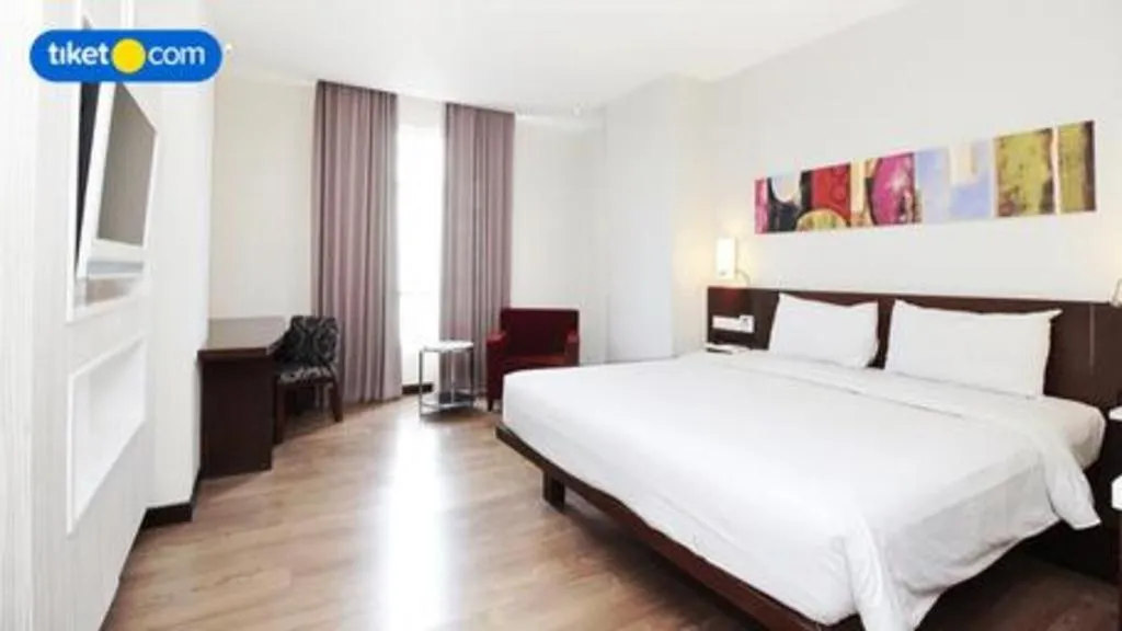 Bed in M - Regency Hotel