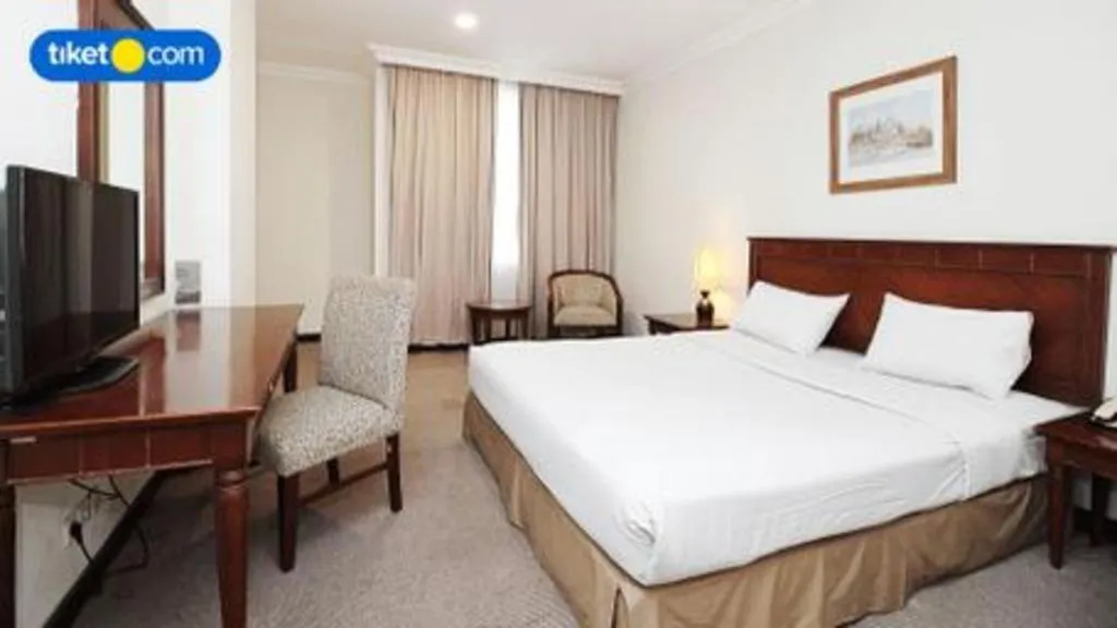 Bed in M - Regency Hotel