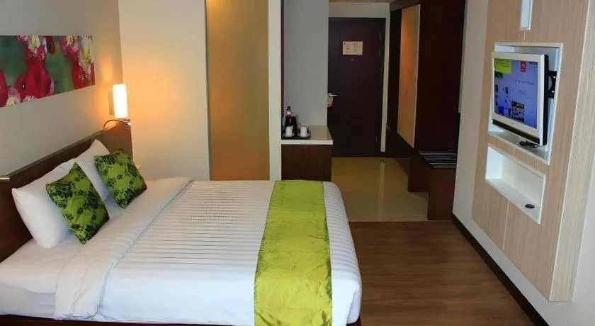 Bed in M - Regency Hotel