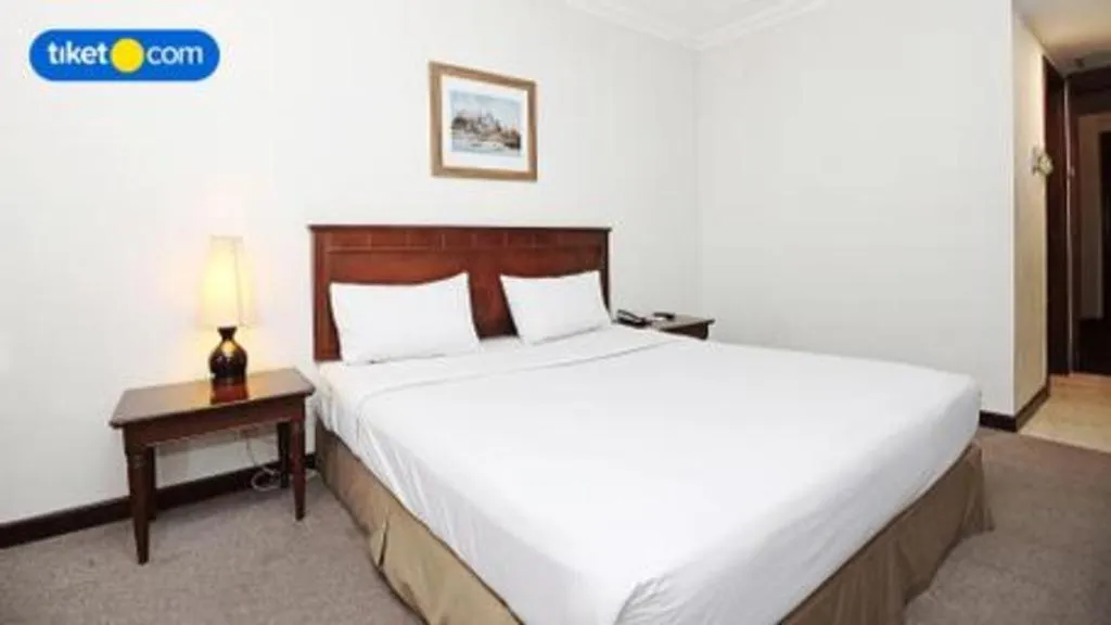 Bed in M - Regency Hotel