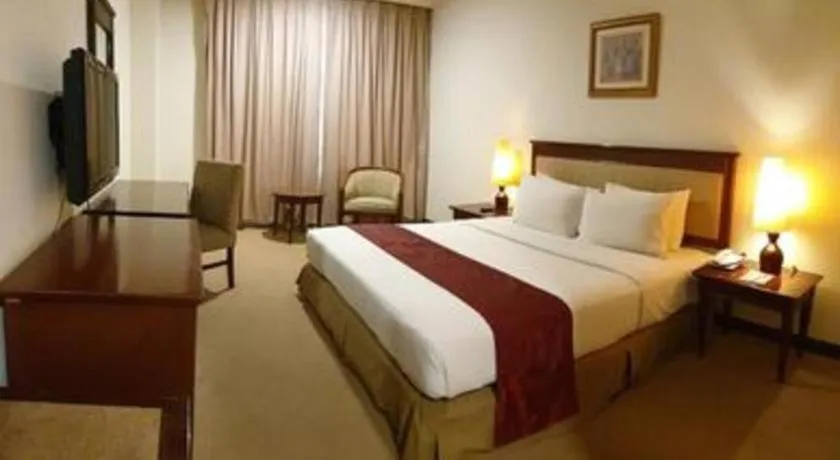 Bed in M - Regency Hotel