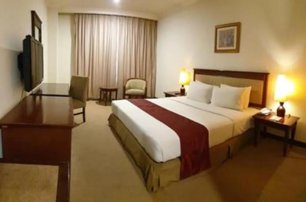 Bed in M - Regency Hotel