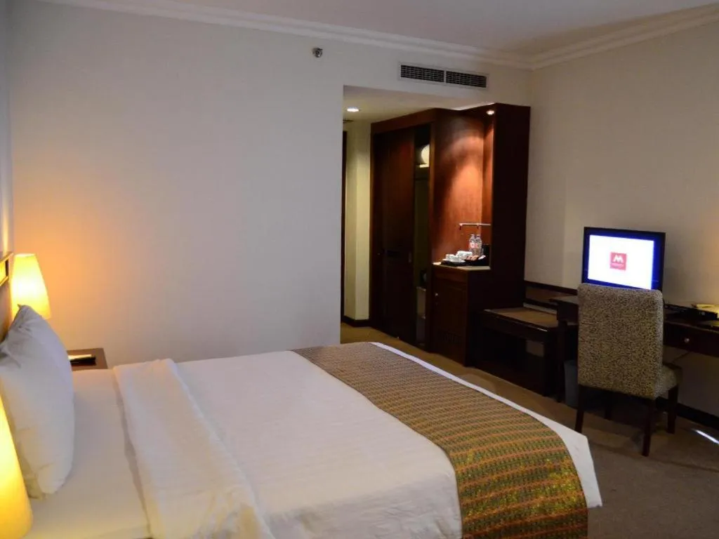 Bed in M - Regency Hotel