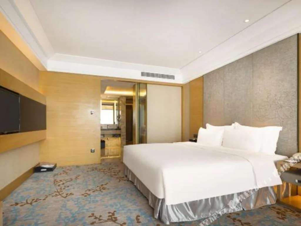 Bed in Grand Skylight International Hotel Guiyang