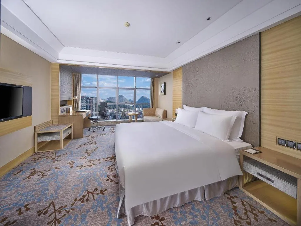 Bed in Grand Skylight International Hotel Guiyang