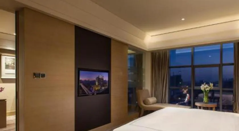 Bed in Grand Skylight International Hotel Guiyang