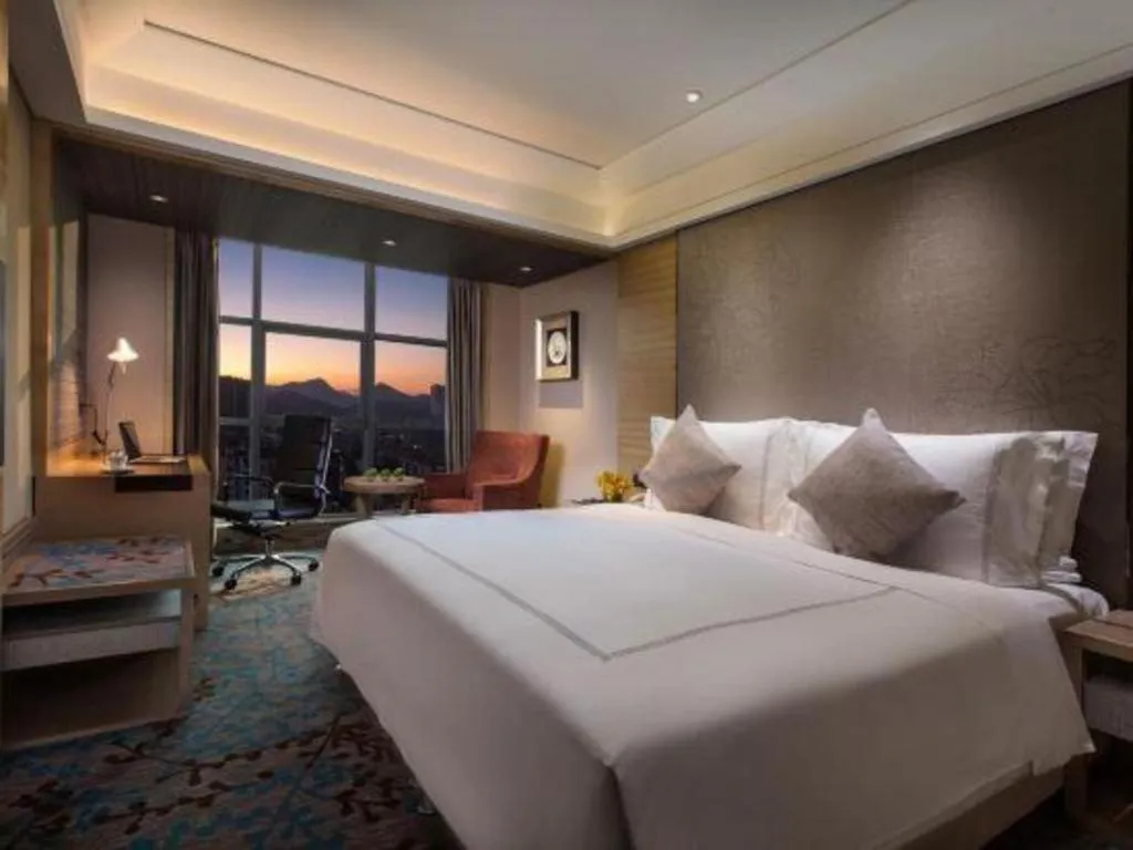 Bed in Grand Skylight International Hotel Guiyang