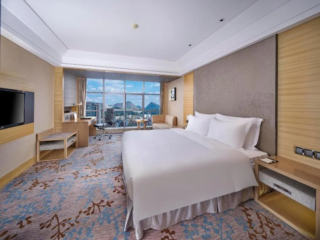 Bed in Grand Skylight International Hotel Guiyang