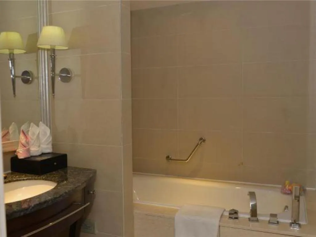 Dongfang Jianguo Hotel Wuhan