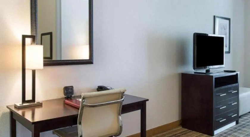 Comfort Suites Mandeville - Covington