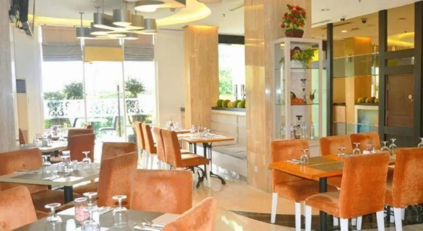 d'primahotel Mega Kuningan