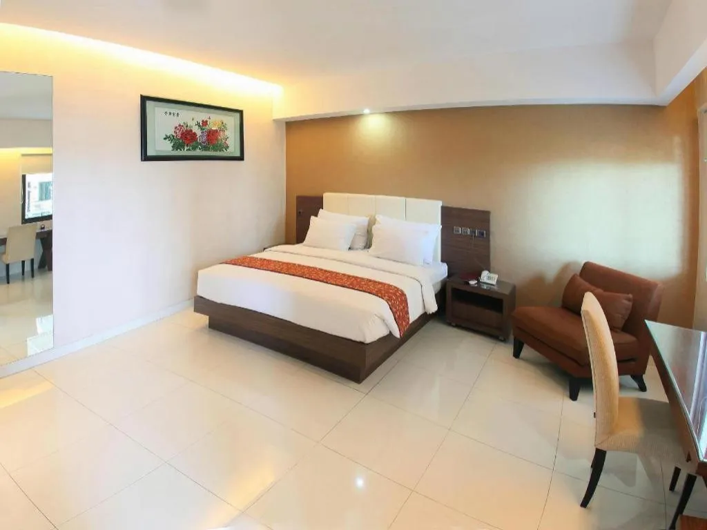 Bed in Kenari Asri Hotel