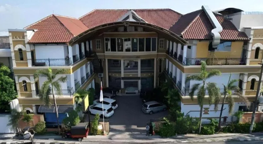 Kenari Asri Hotel