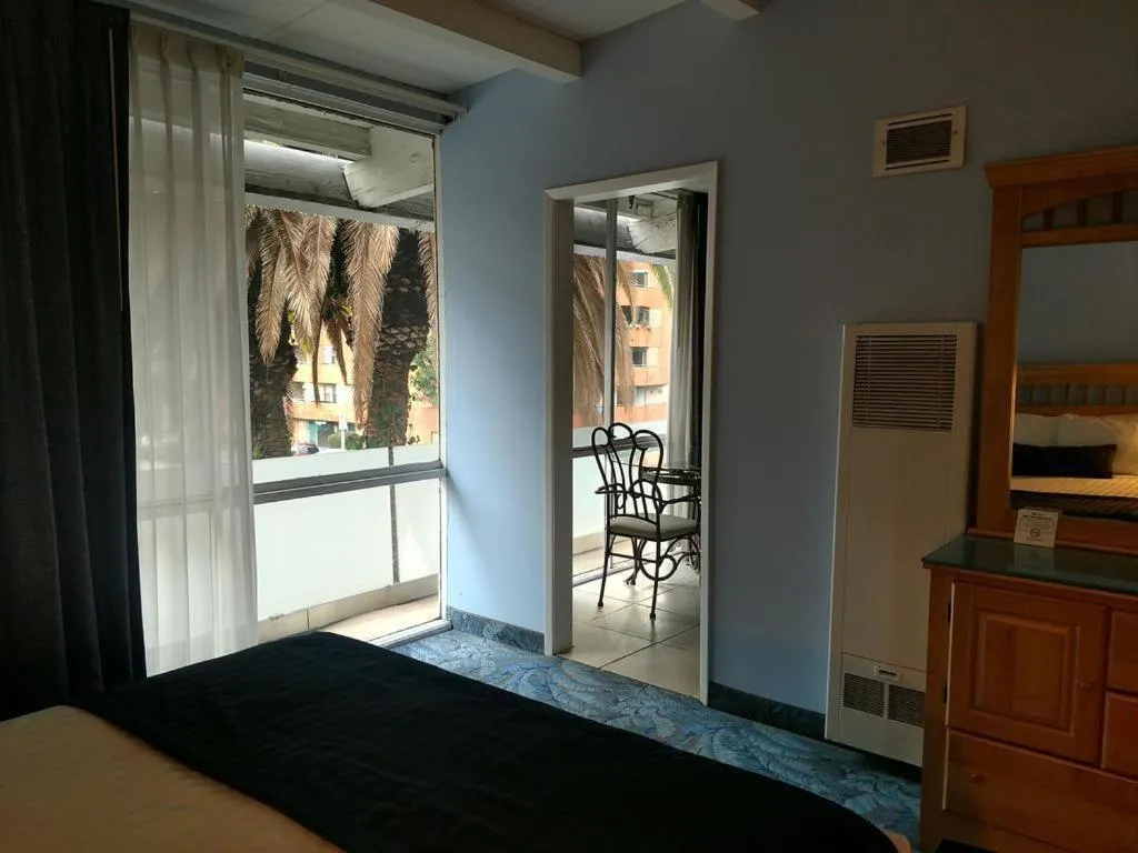 Bed in Highland Gardens Hotel