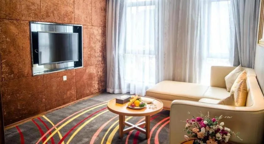 Ramada Plaza Huizhou East Hotel