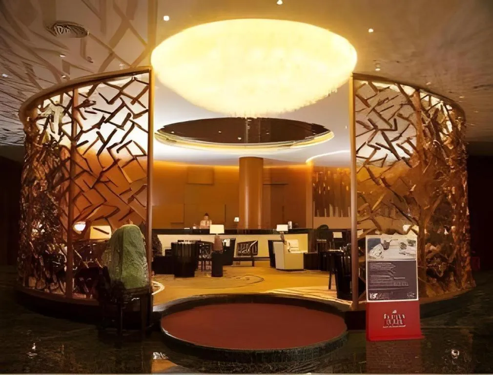 Ramada Plaza Huizhou East Hotel