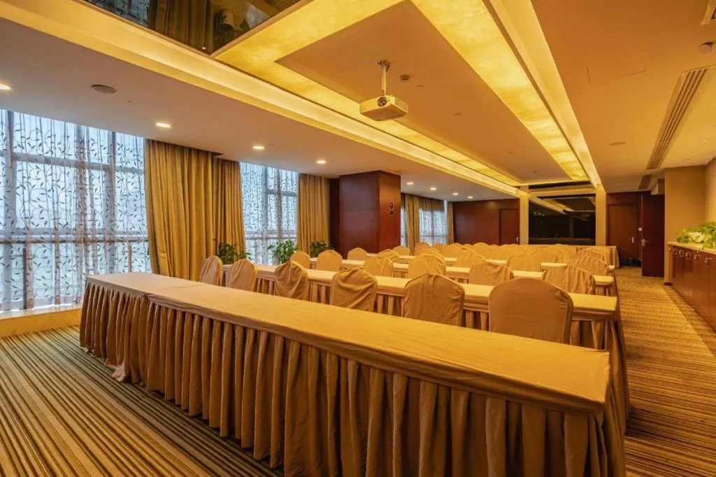 Hangzhou Huachen Fengting Hotel