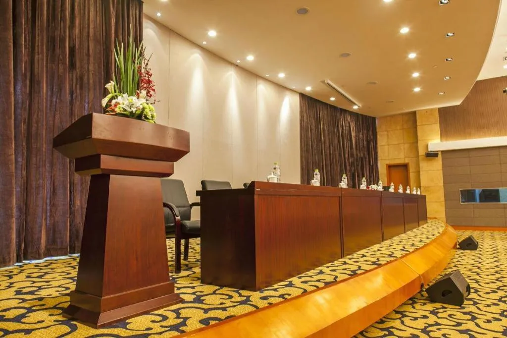 Hangzhou Huachen Fengting Hotel