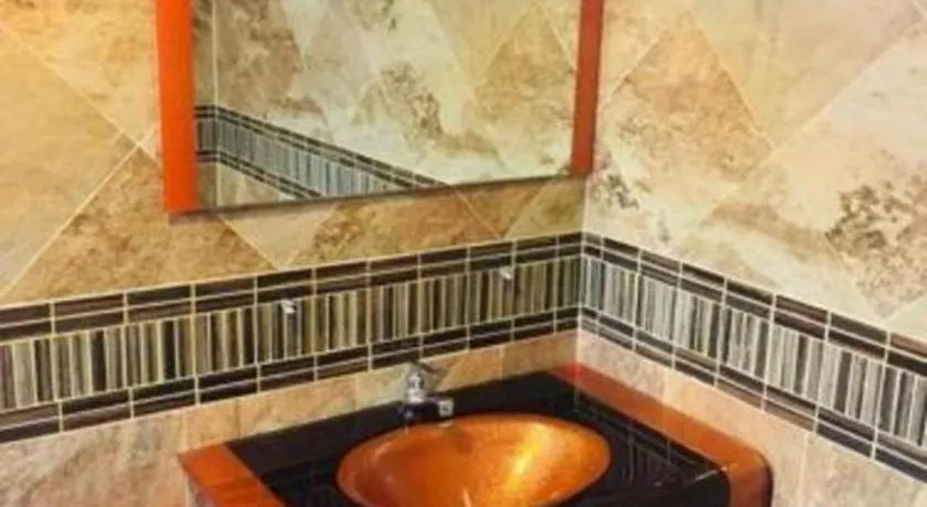 Chic Hotel Suratthani