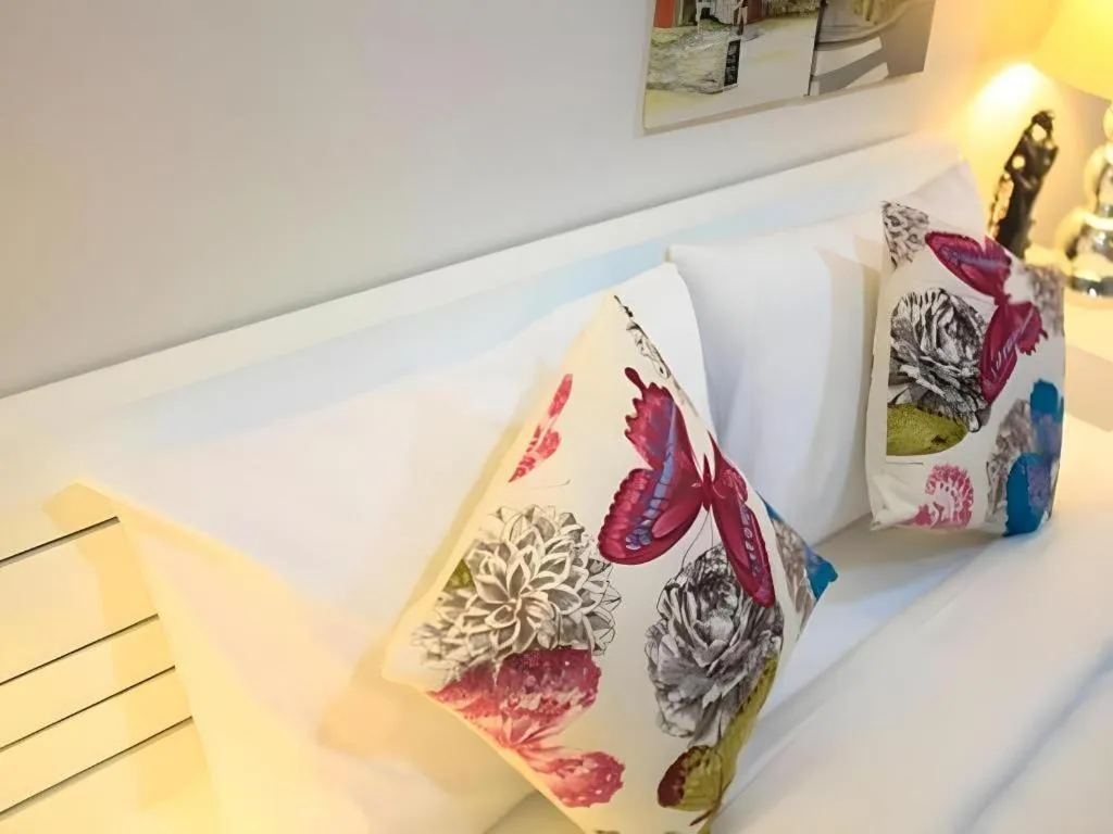 Bed in Chic Hotel Suratthani