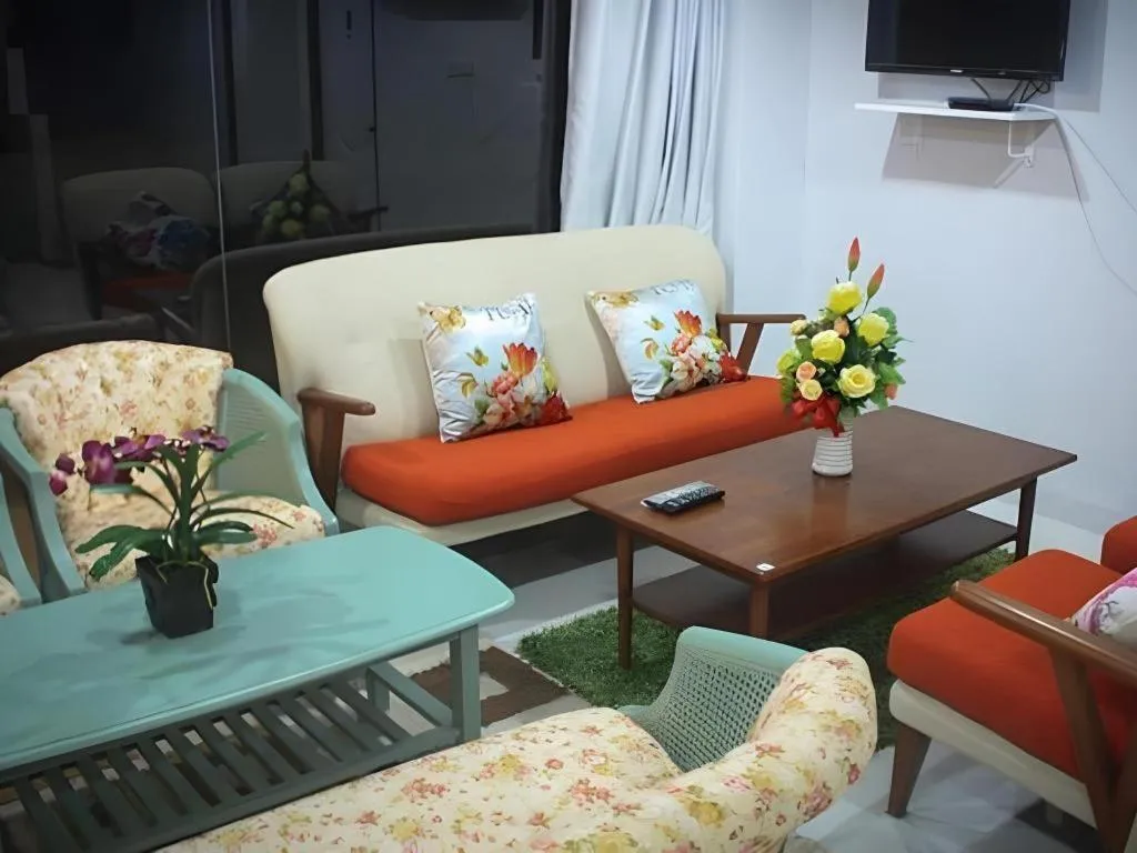 Chic Hotel Suratthani