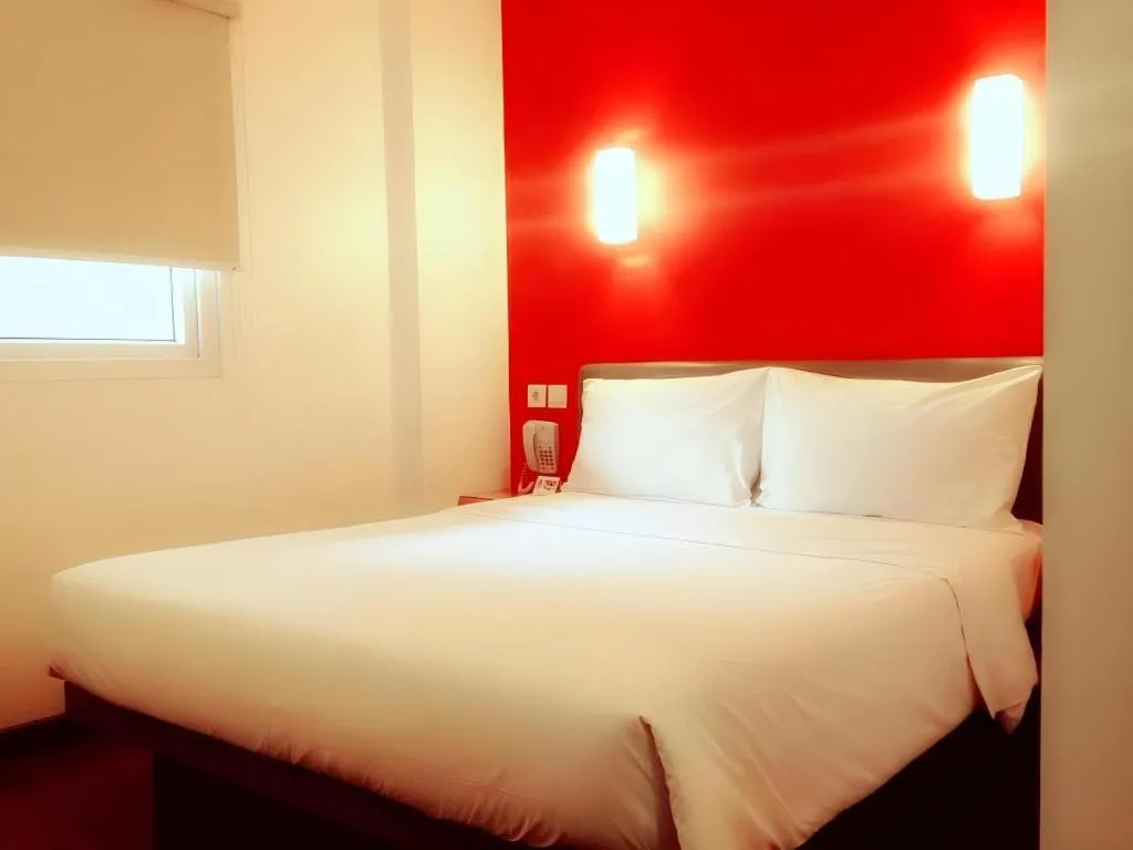 Bed in Amaris Hotel Panglima Polim 1