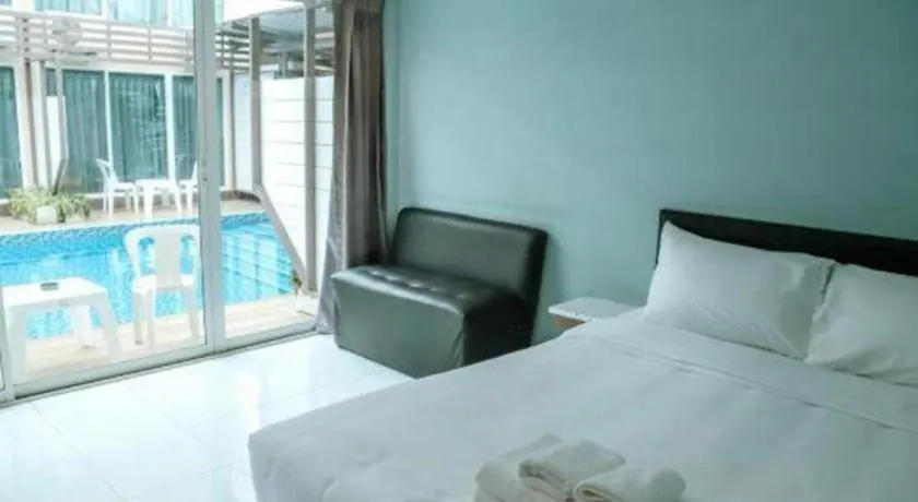 Bed in Pool Villa @Donmueang