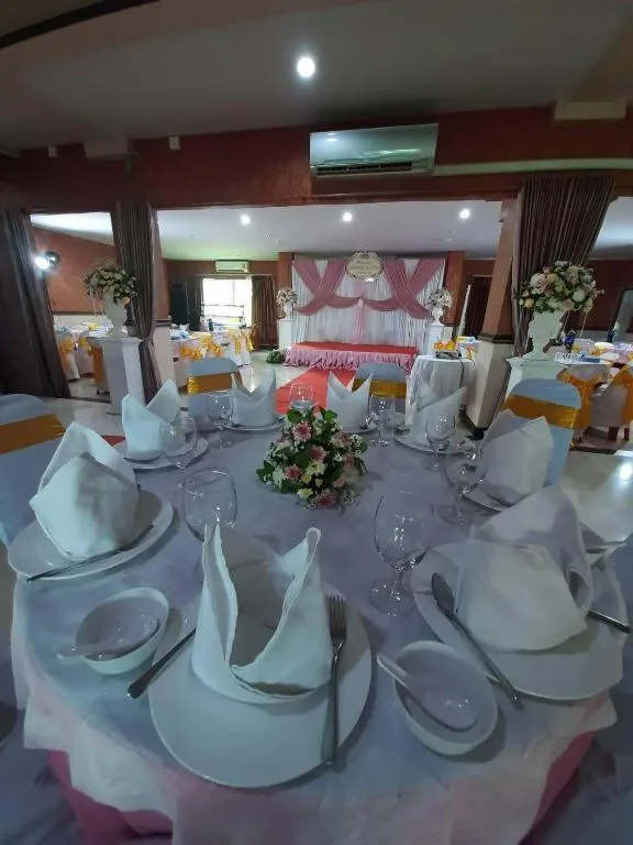 Le Parc Wangnang Hotel